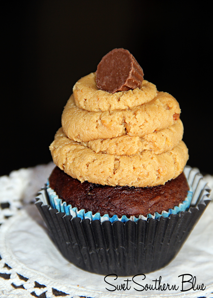 peanutbutter cupcakes 1